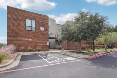 1101 Ivean Pearson Rd unit 203, Lago Vista, TX 78645 - photo 4