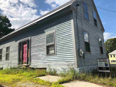 9 Walnut St, Claremont, NH 03743 - photo 2