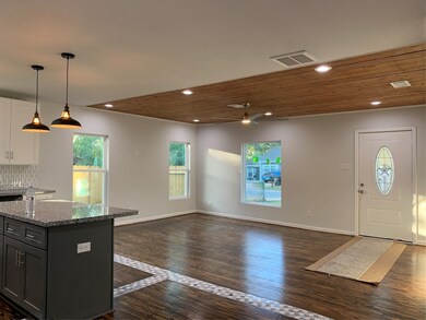 7026 Winfree Dr, Houston, TX 77087 - photo 2