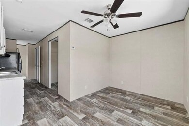 16731 U S 301 unit SA022, Dade City, FL 33523 - photo 7