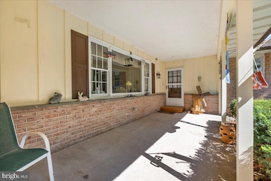 1714 Moyer Rd, Hatfield, PA 19440 - photo 2