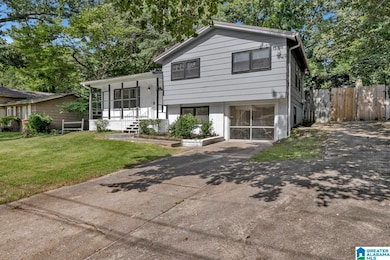 1332 4th Way NW, Center Point, AL 35215 - photo 2