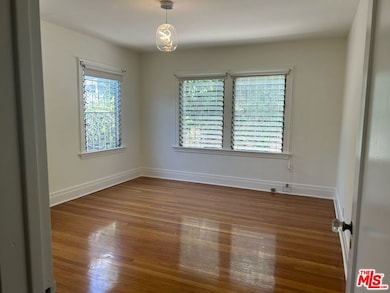 941 S Lucerne Blvd, Los Angeles, CA 90019 - photo 4