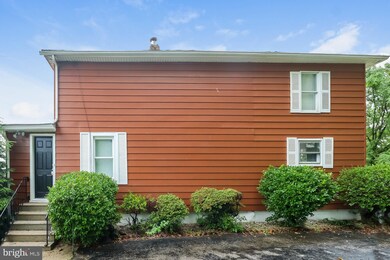 215 Zeppelin Ave, Brooklyn, MD 21225 - photo 2