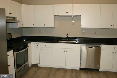 14 Windsor Ct, Reading, PA 19606 - photo 5