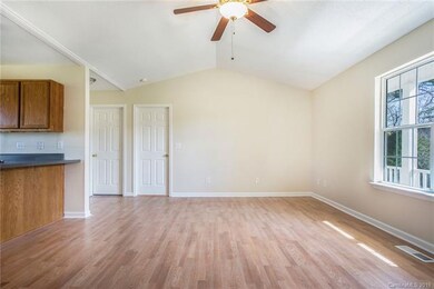 139 Potts Grant Ln, Statesville, NC 28625 - photo 3