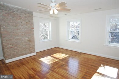 509 Cathedral St unit E, Baltimore, MD 21201 - photo 2