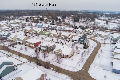 731 Slate Run, Elgin, IL 60124 - photo 3