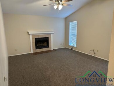 1608 Peach St, Kilgore, TX 75662 - photo 3