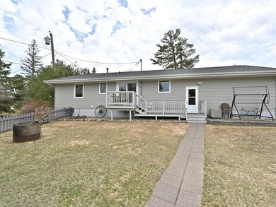 807 SW 4th St, Grand Rapids, MN 55744 - photo 2