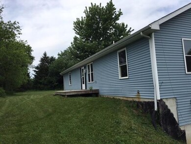 1504 E 300 S, La Porte, IN 46350 - photo 2