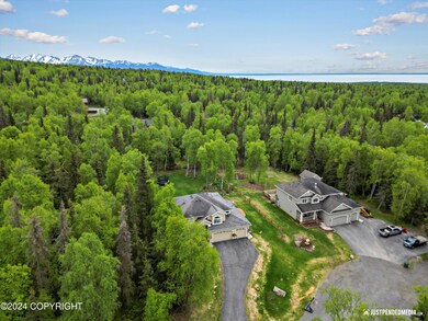 Drone of cul de sac inlet view