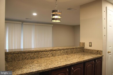 17050 Capri Ln unit 302, Dumfries, VA 22026 - photo 7