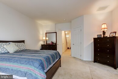 3091 Chinkapin Oak Ln unit 49, Woodbridge, VA 22191 - photo 7