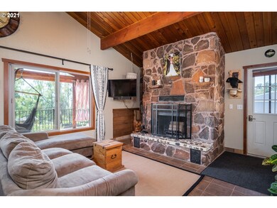 20405 SE Tara Lara Ln, Eagle Creek, OR 97022 - photo 4