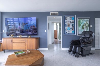 3411 Indian Creek Dr unit 1204, Miami Beach, FL 33140 - photo 2