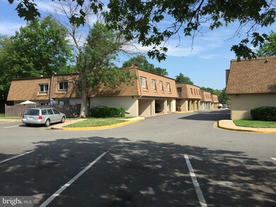 8026 Capistrano Place unit E, Alexandria, VA 22309 - photo 2