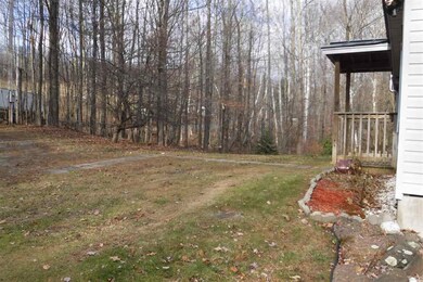 891 S Hemlock Rd, Charlestown, NH 03603 - photo 4
