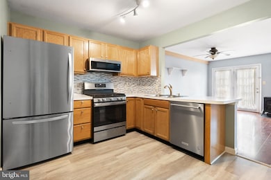 213 N 4th St, Bally, PA 19503 - photo 6