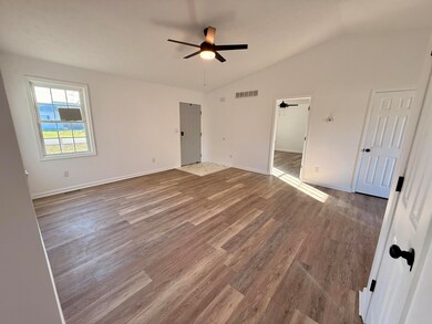 216 Raintree Cir, Stanford, KY 40484 - photo 4