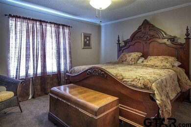 1707 1707 Peach St, Kilgore, TX 75662 - photo 7