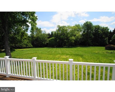 82 Watergate Dr, Feasterville Trevose, PA 19053 - photo 4