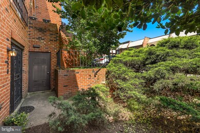 520 Brummel Ct NW unit 520, Washington, DC 20012 - photo 4