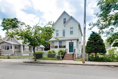 21 Andrew St, Malden, MA 02148 - photo 3