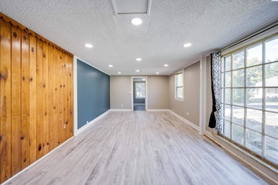 337 NW True St, Pullman, WA 99163 - photo 4