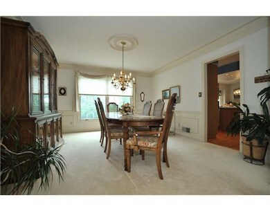 511 Hollydale Dr, Pittsburgh, PA 15241 - photo 4