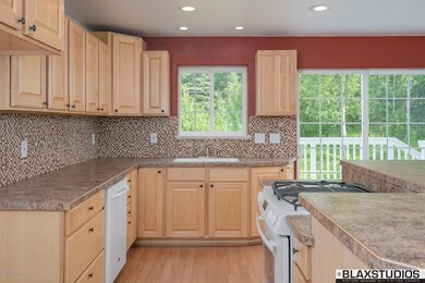0108-Kitchen (2 of 4)
