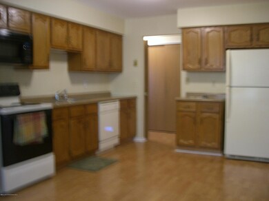 20 Amherst Road - Kitchen - V5