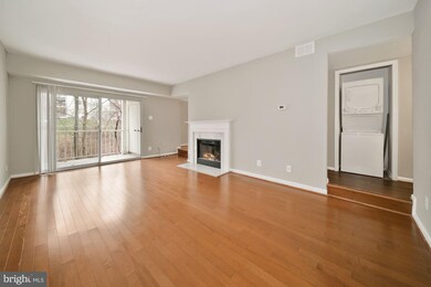 7 Pickering Ct unit 2, Germantown, MD 20874 - photo 6