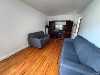 3485 Mickle Ave, Bronx, NY 10469 - photo 6