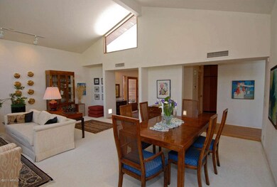 4202 N 57th Place, Phoenix, AZ 85018 - photo 5