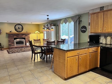 4846 Limehill Dr, Syracuse, NY 13215 - photo 4