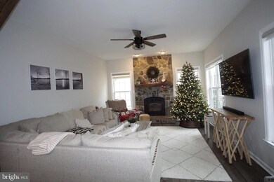 17665 Marbury St, Round Hill, VA 20141 - photo 7