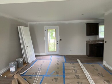 914 Castle St, Shelbyville, TN 37160 - photo 4