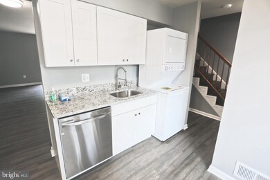 7923 Meadow Ct, Manassas, VA 20109 - photo 5