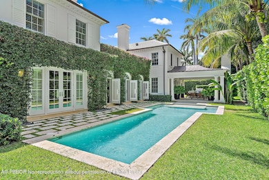 255 Emerald Ln, Palm Beach, FL 33480 - photo 2