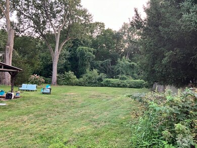 232 Walnut St, Agawam, MA 01001 - photo 4