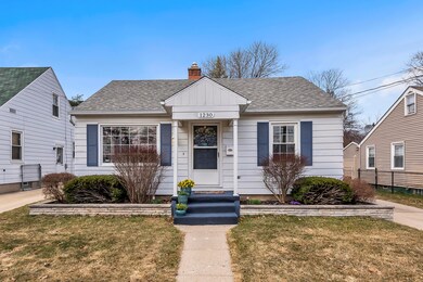 1230 George St, Lansing, MI 48910 - photo 3
