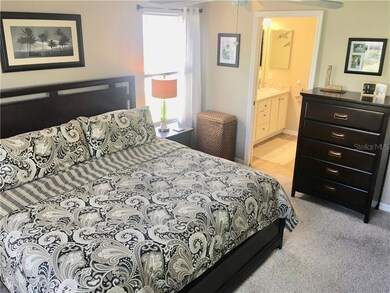 1308 Landeros Ln, Lady Lake, FL 32159 - photo 6