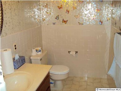 18 Maplewood Dr unit A, Whiting, NJ 08759 - photo 7