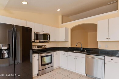 006-photo-kitchen-9485475