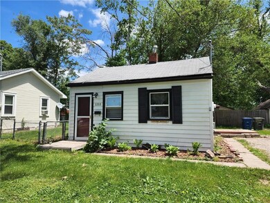 1153 58th St, Des Moines, IA 50311 - photo 2