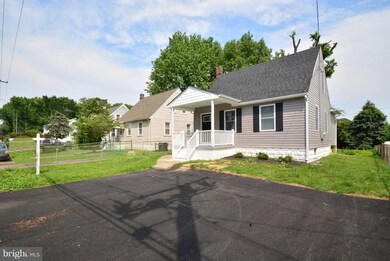 2539 Lodge Forest Dr, Sparrows Point, MD 21219 - photo 3