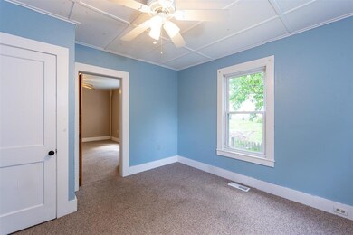 97 Blossom St, Nashua, NH 03060 - photo 4
