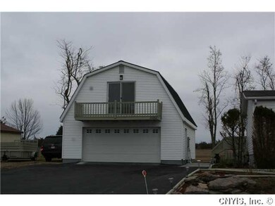 Garage w/bonus room