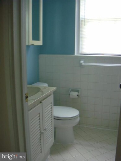 4123 36th St S unit B2, Arlington, VA 22206 - photo 6